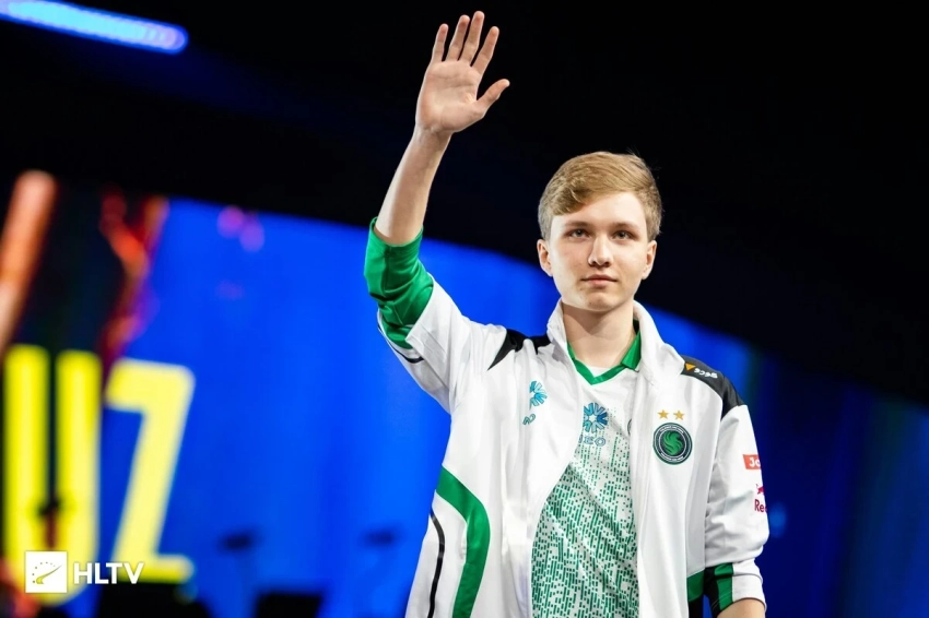 m0NESY уже пора доказывать притязания на статус лучшего игрока в CS2, считает аналитик